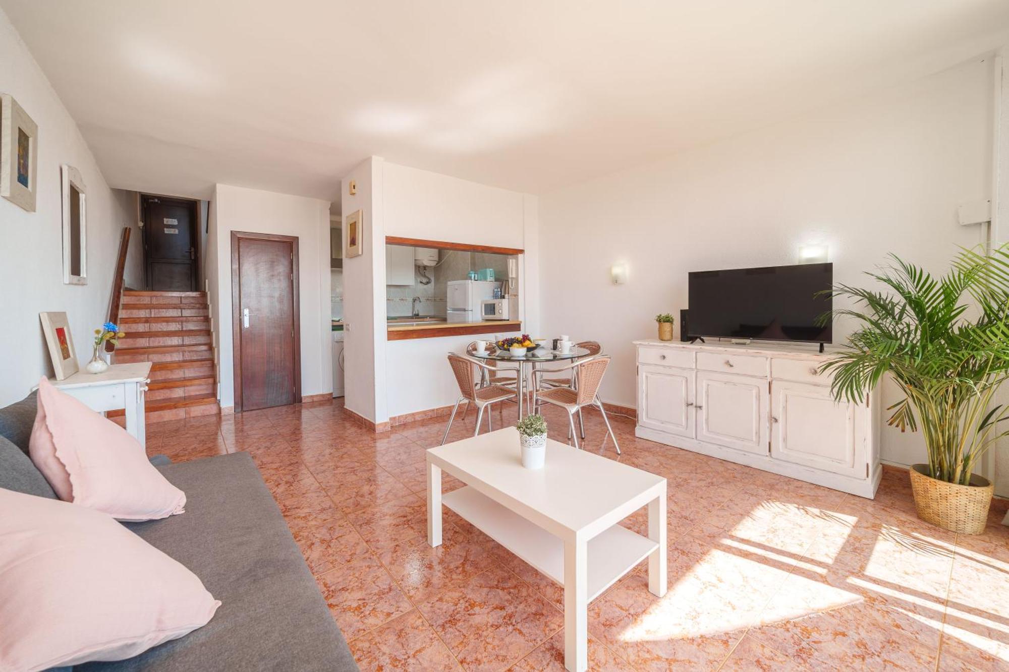 Apartment The Shell Ii, Beach Views And Pool Alcudia  Ngoại thất bức ảnh