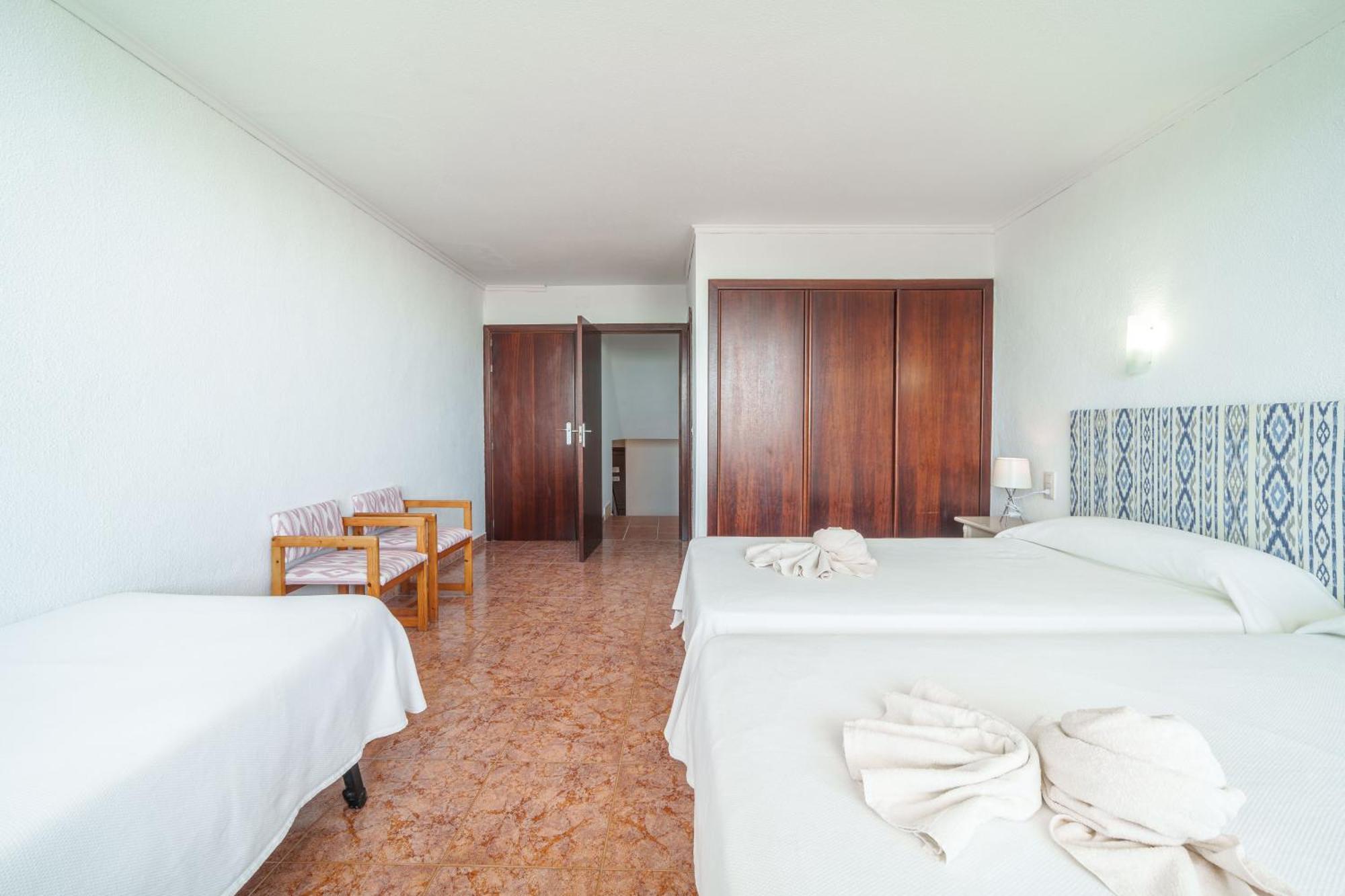 Apartment The Shell Ii, Beach Views And Pool Alcudia  Ngoại thất bức ảnh
